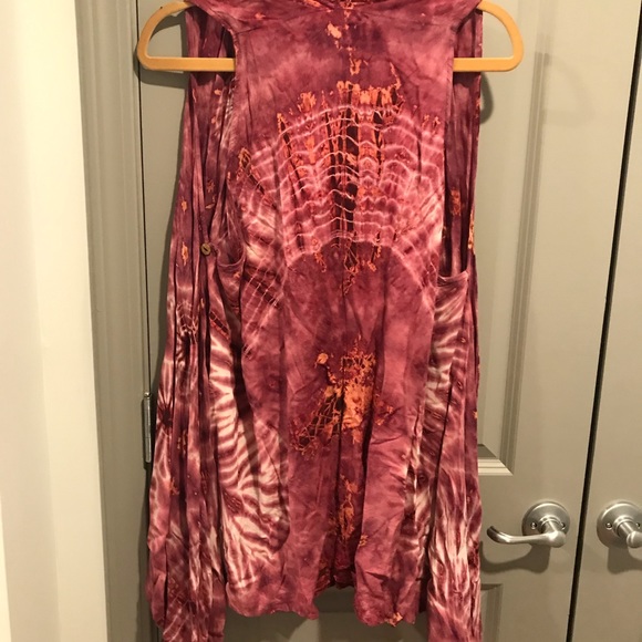 NWT.  Sacred Threads onesize Vest.  219187. 01 BL - Picture 2 of 3